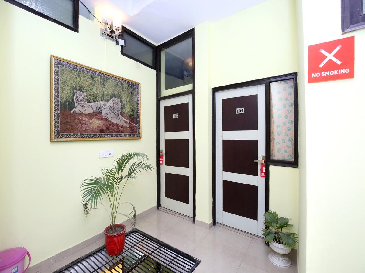 Oyo 12038 Hotel Alishan Chandīgarh Buitenkant foto