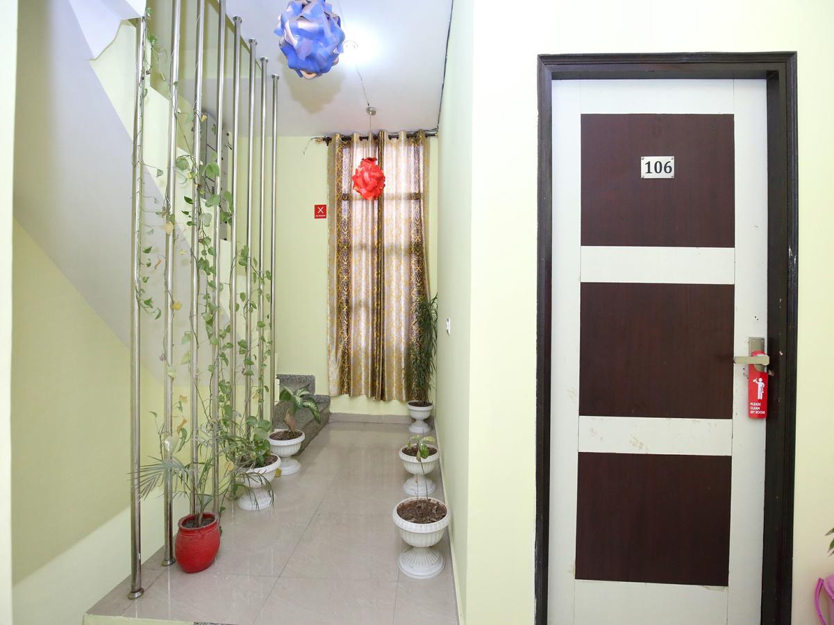 Oyo 12038 Hotel Alishan Chandīgarh Buitenkant foto